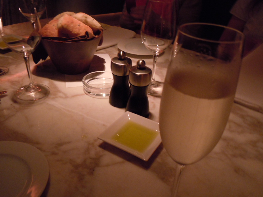http://dinner.tokyo-review.com/image3/DSCN3511.JPG