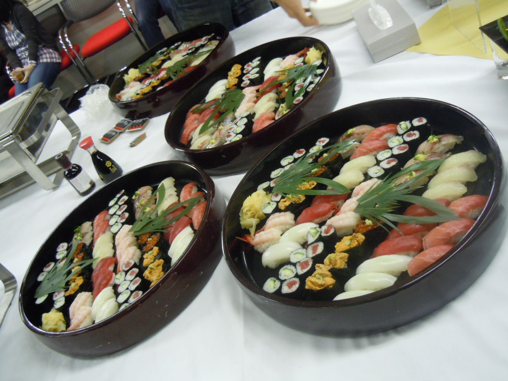 http://dinner.tokyo-review.com/image3/DSCN5866%5B1%5D.JPG