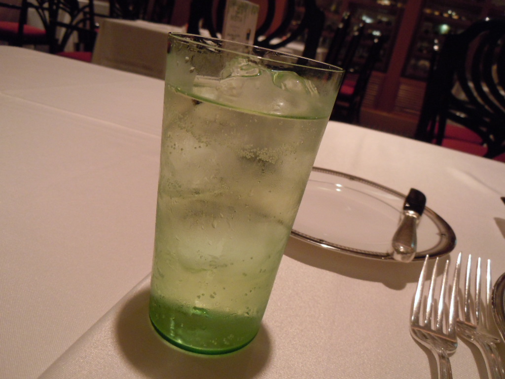 http://dinner.tokyo-review.com/image3/DSCN8580.JPG