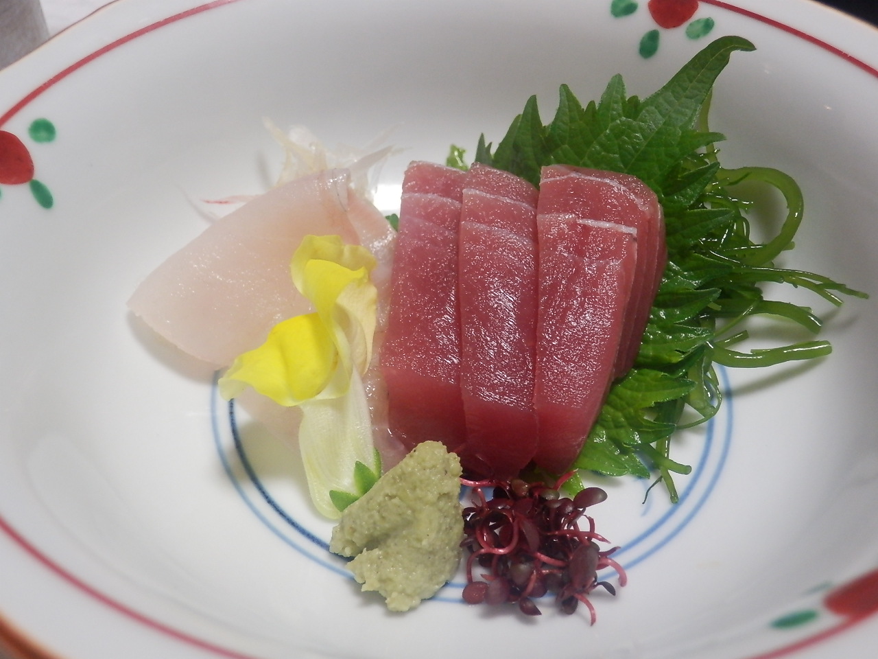 http://dinner.tokyo-review.com/image3/P6220224.JPG