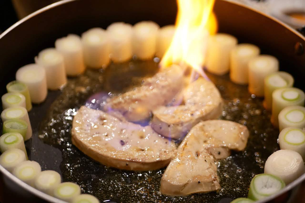 http://dinner.tokyo-review.com/images/0e79d8081a6460de79047e42a5d33ce1f6e697d5.jpg