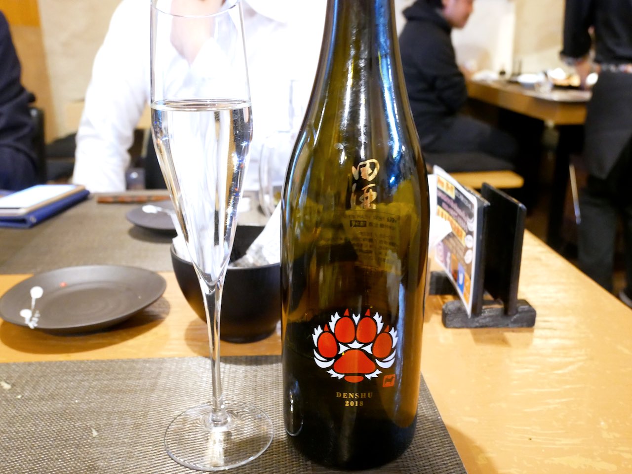 http://dinner.tokyo-review.com/images/1020075.jpg