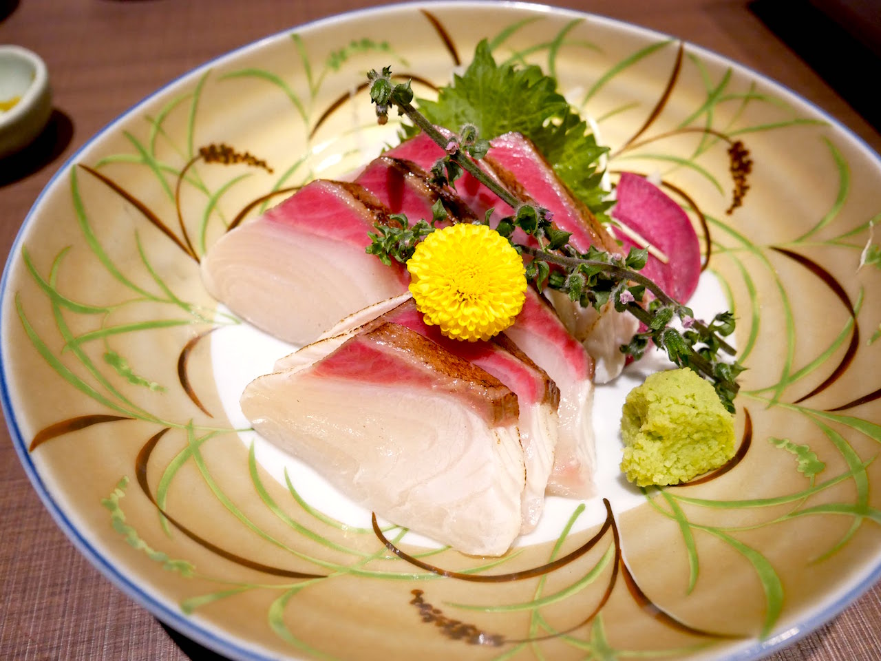 http://dinner.tokyo-review.com/images/1040182.jpg