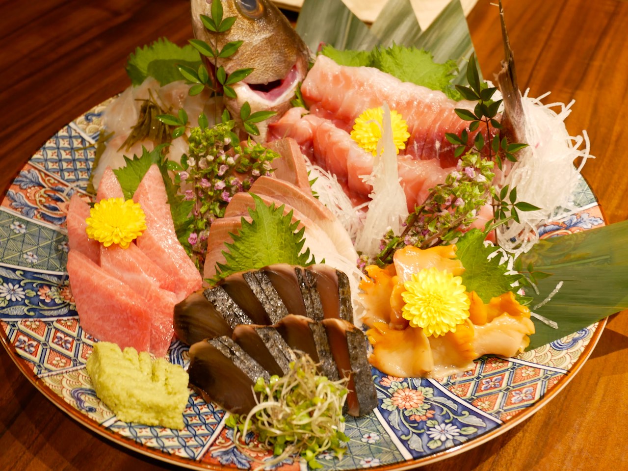 http://dinner.tokyo-review.com/images/1040782.jpg