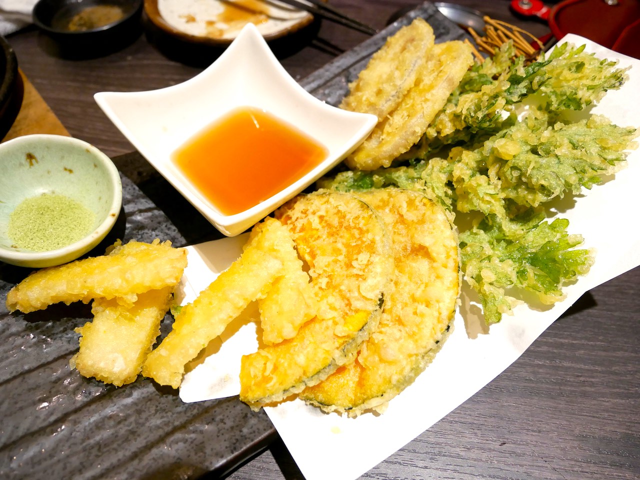 http://dinner.tokyo-review.com/images/1040888.jpg