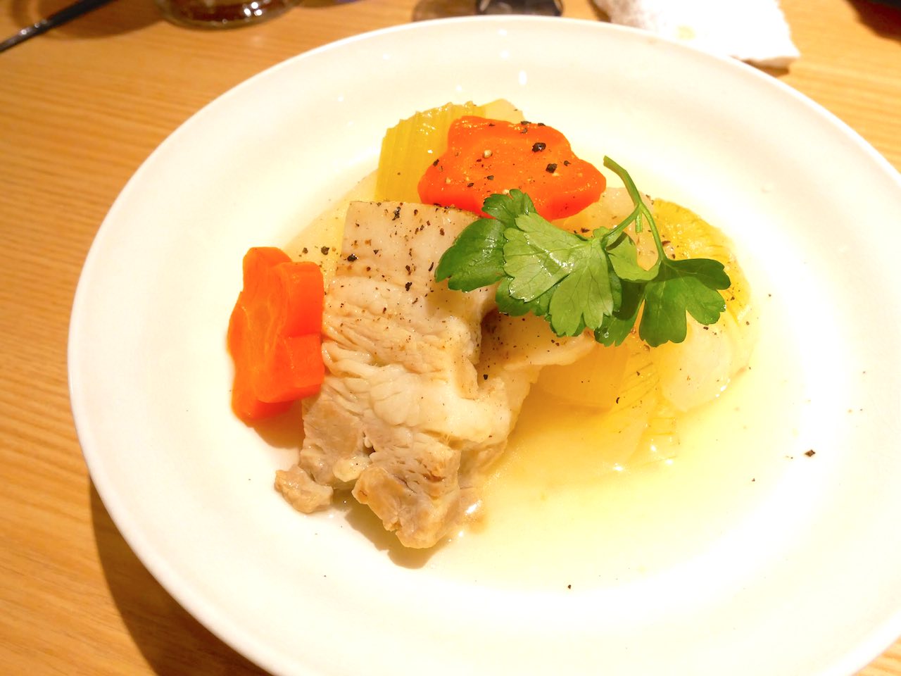 http://dinner.tokyo-review.com/images/1060151.jpg