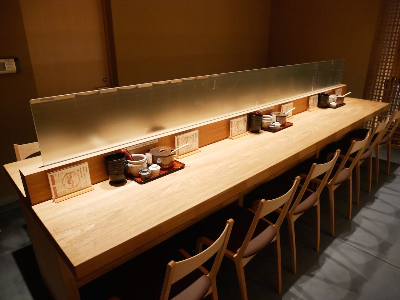 http://dinner.tokyo-review.com/images/1070320.jpg