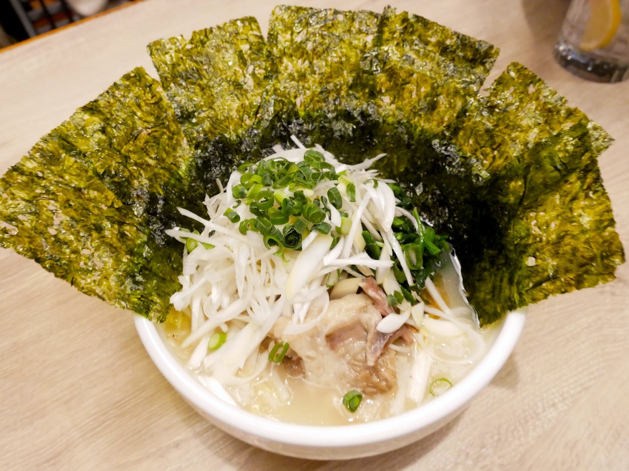 http://dinner.tokyo-review.com/images/1080297.jpg