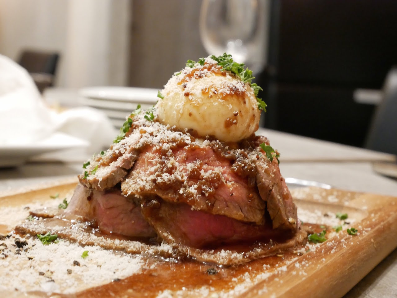 http://dinner.tokyo-review.com/images/1080641.jpg