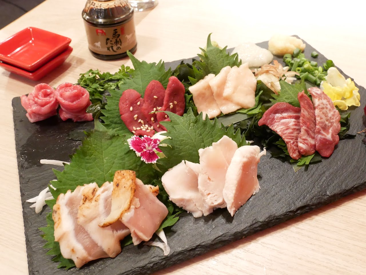 http://dinner.tokyo-review.com/images/1080911.jpg