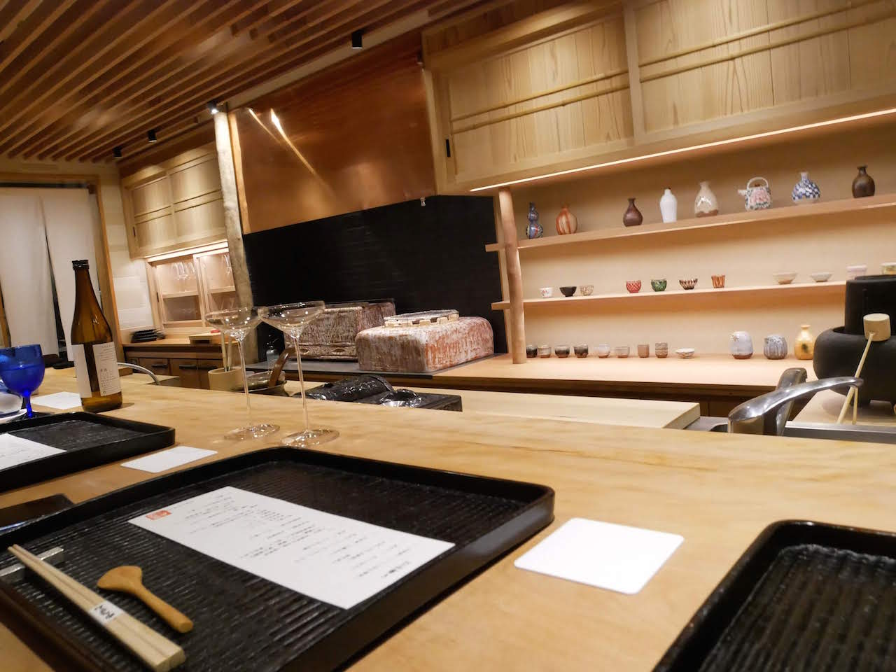 http://dinner.tokyo-review.com/images/1090739.jpg