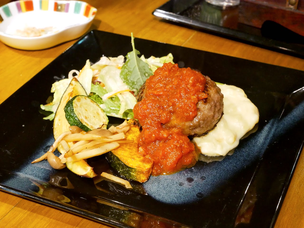 http://dinner.tokyo-review.com/images/1100006.jpg