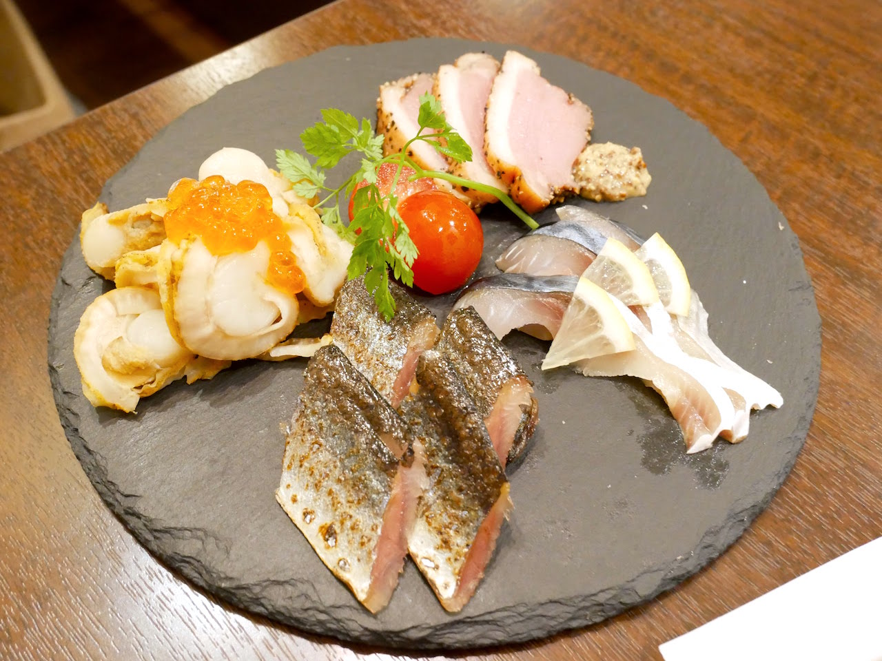 http://dinner.tokyo-review.com/images/1100078.jpg