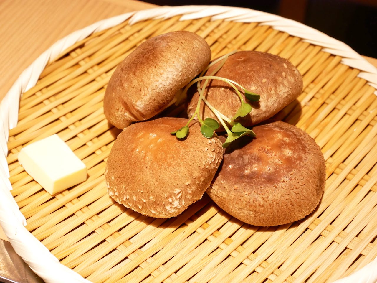 http://dinner.tokyo-review.com/images/1100592.jpg