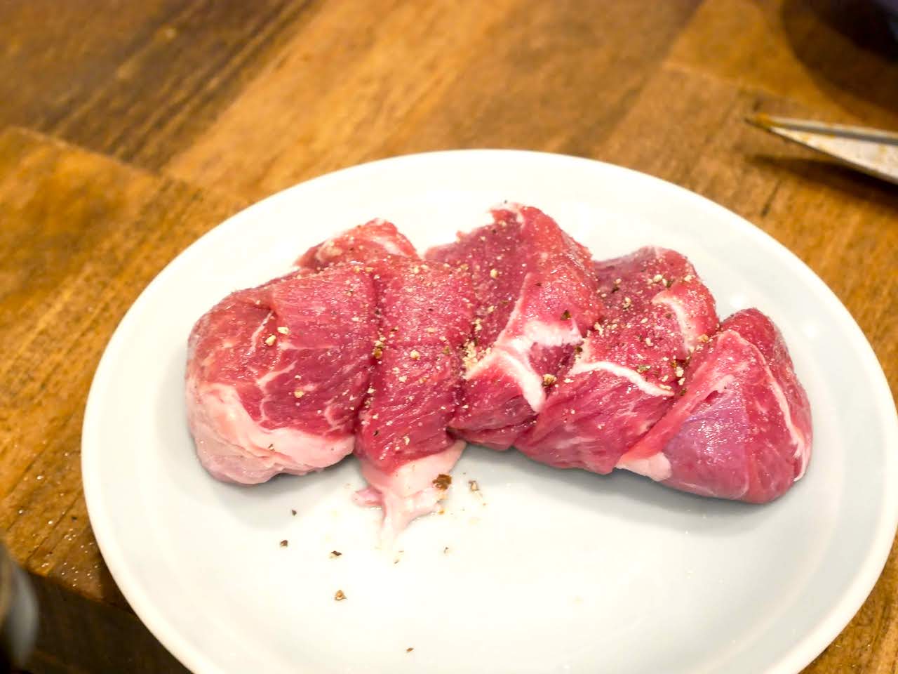 http://dinner.tokyo-review.com/images/1120132.jpg
