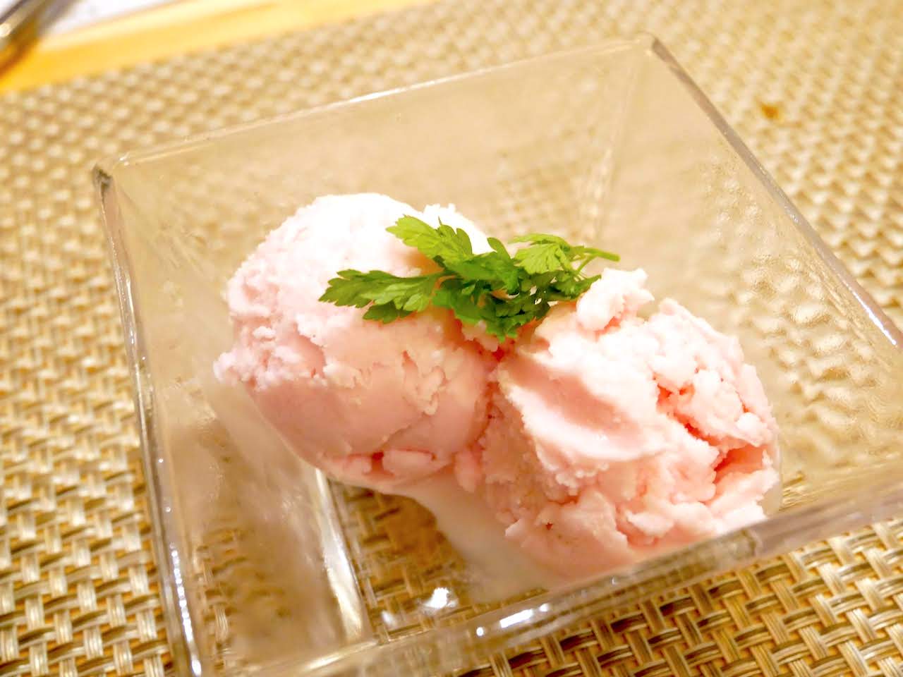 http://dinner.tokyo-review.com/images/1120340.jpg