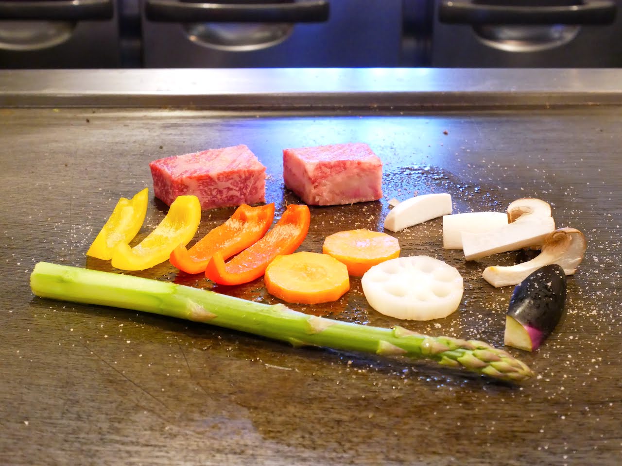 http://dinner.tokyo-review.com/images/1120580.jpg