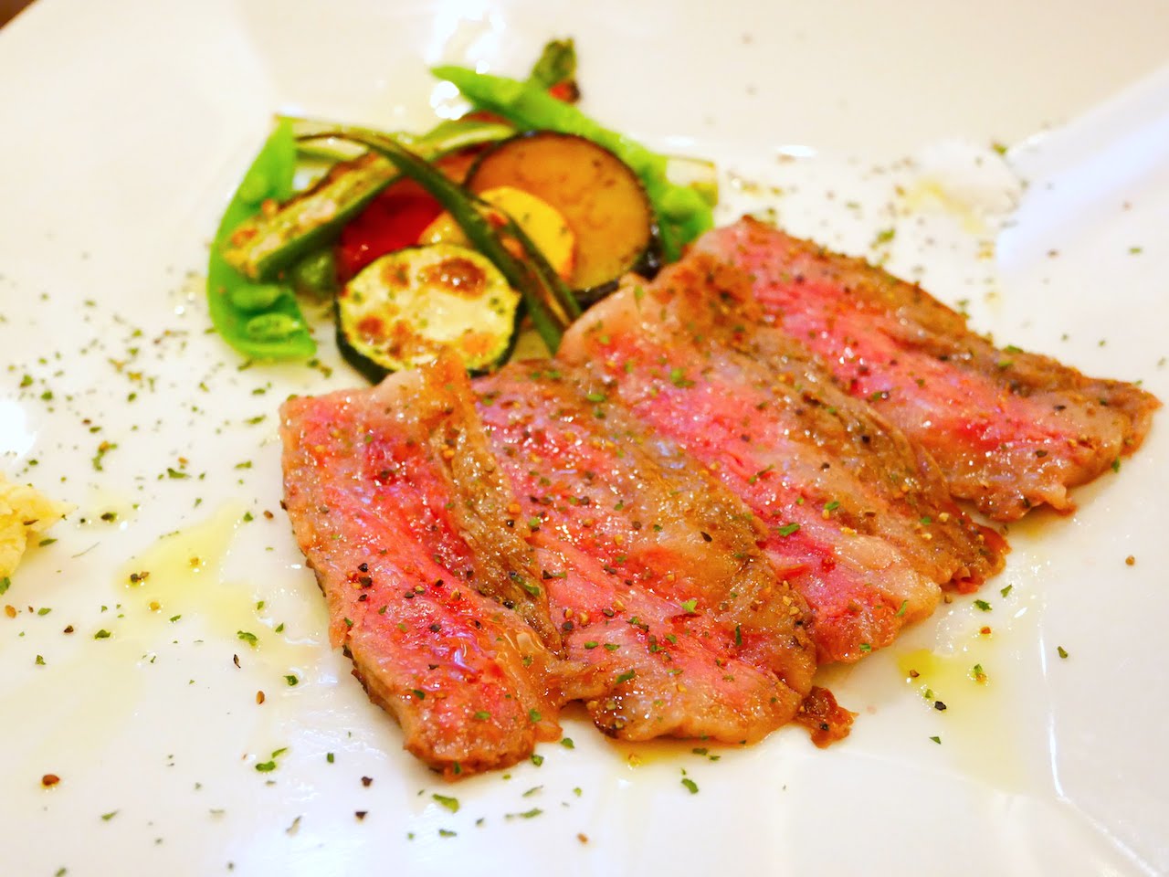http://dinner.tokyo-review.com/images/1120899.jpg