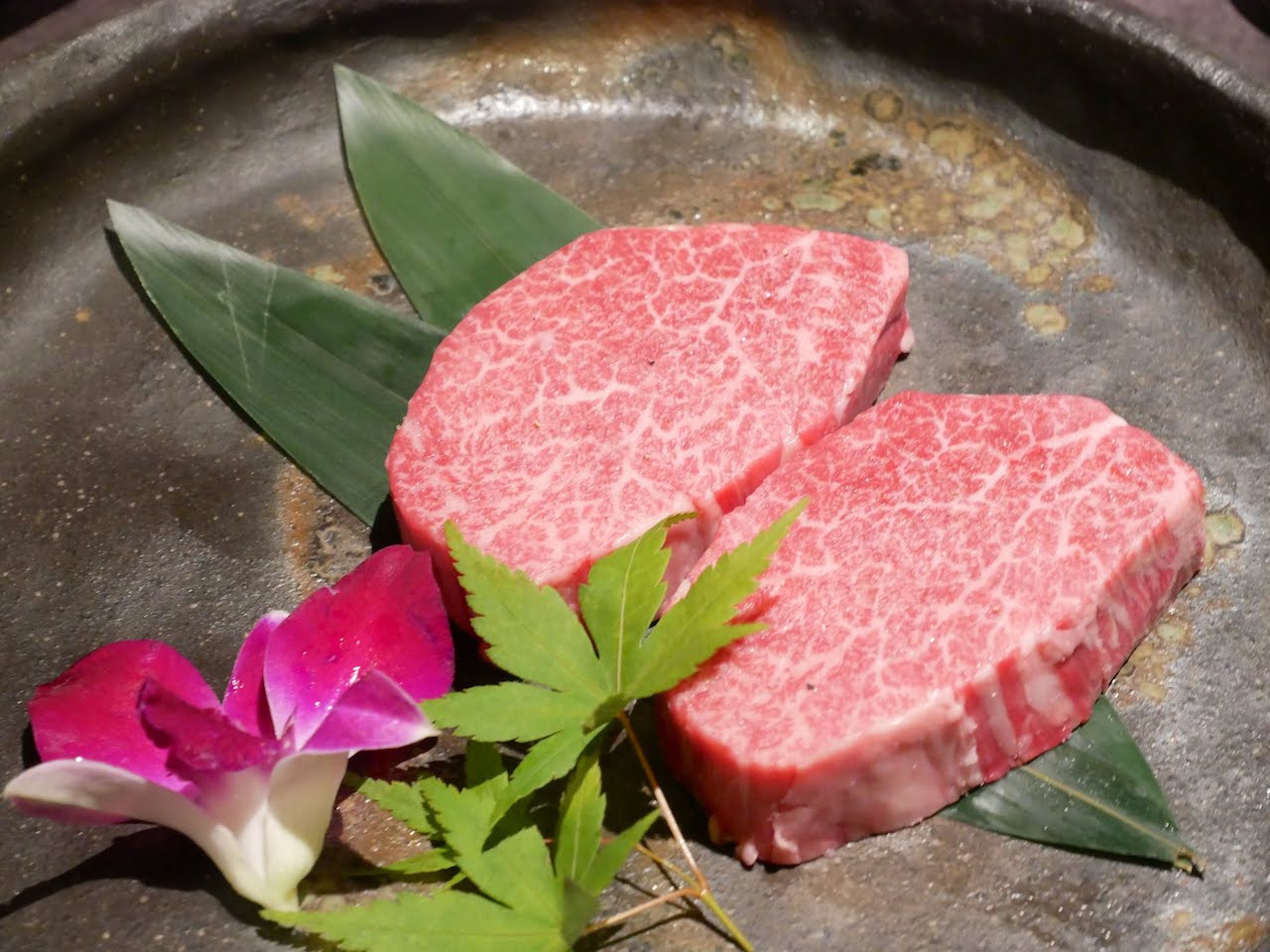 http://dinner.tokyo-review.com/images/1130021.jpg