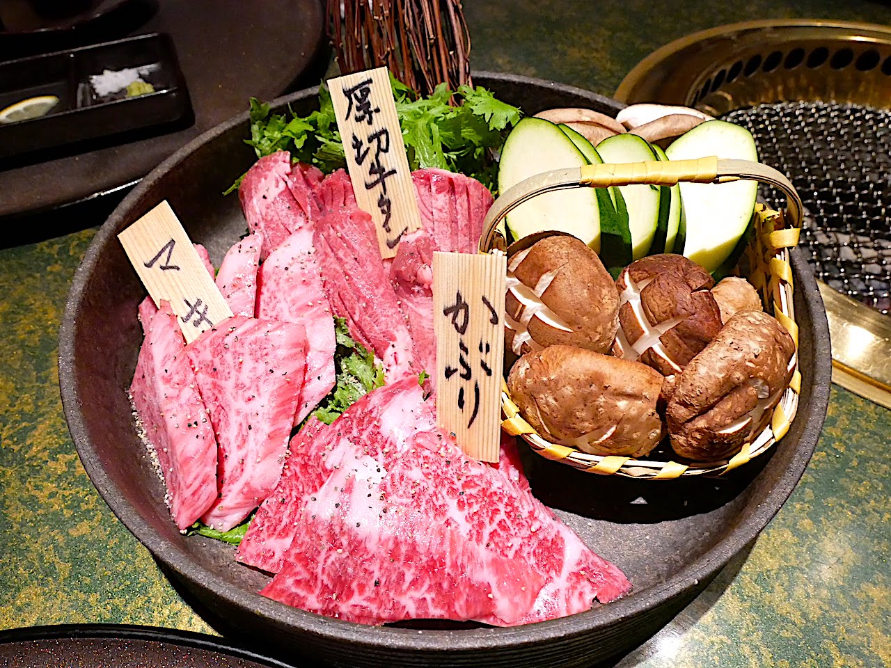 http://dinner.tokyo-review.com/images/1140841.jpg