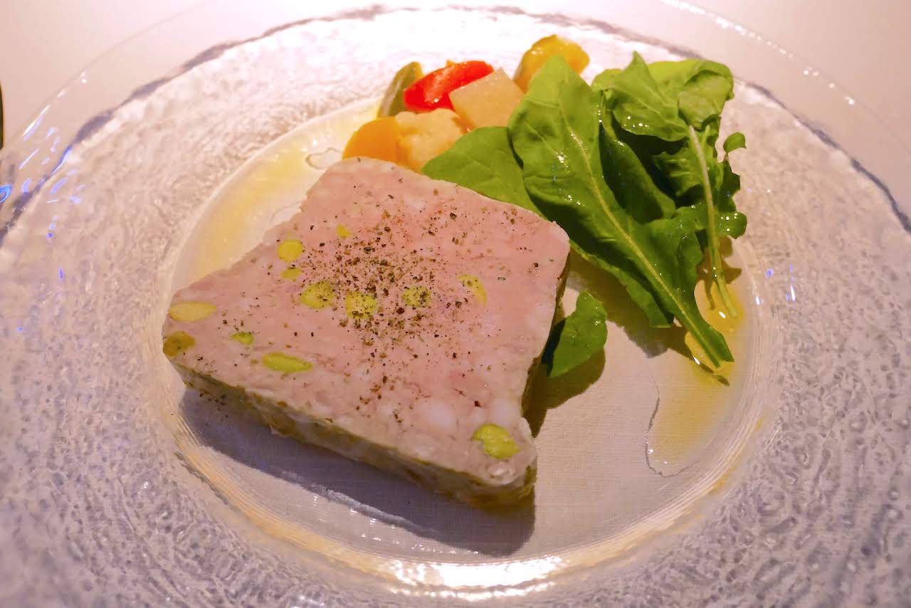 http://dinner.tokyo-review.com/images/1160209.jpg