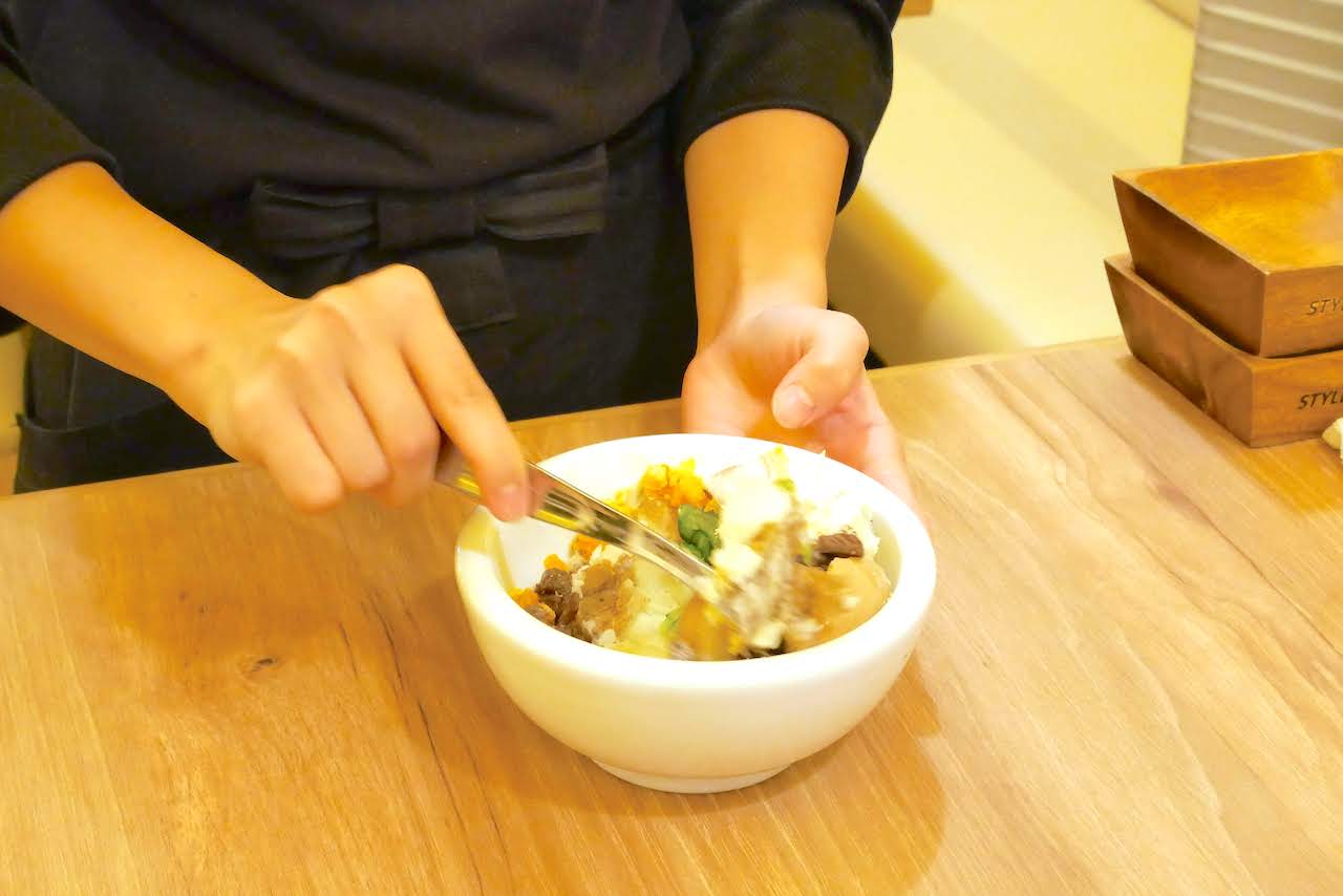 http://dinner.tokyo-review.com/images/1200082.jpg