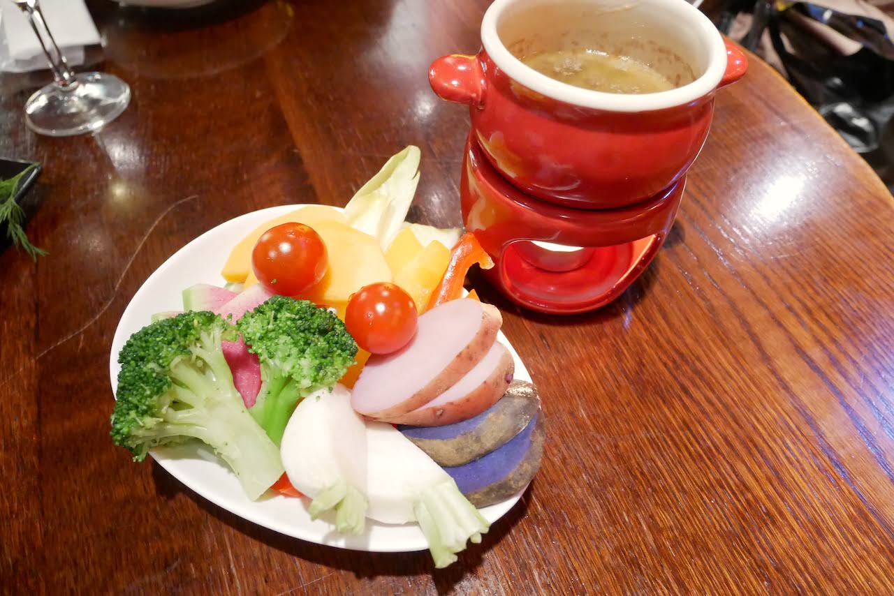 http://dinner.tokyo-review.com/images/1210903.jpg