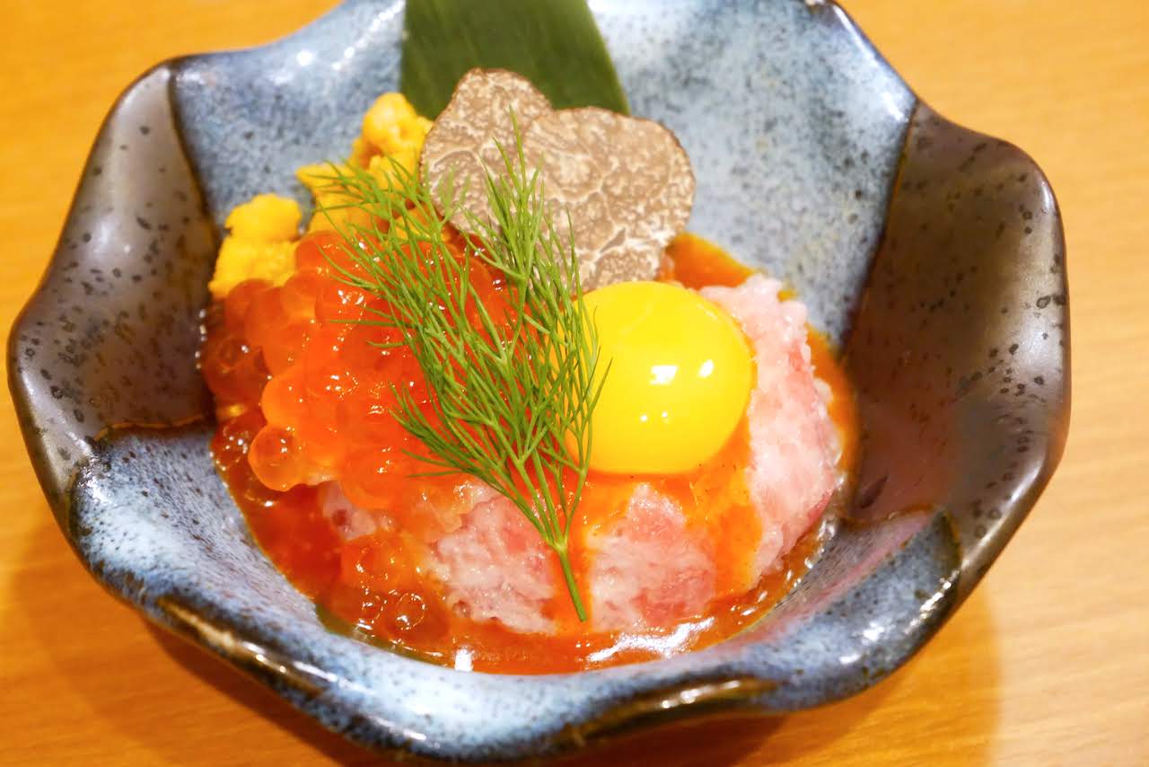 http://dinner.tokyo-review.com/images/1220131.jpg
