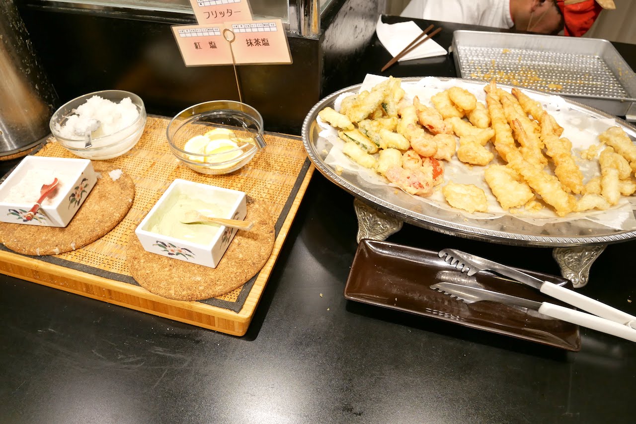 http://dinner.tokyo-review.com/images/1220461.jpg