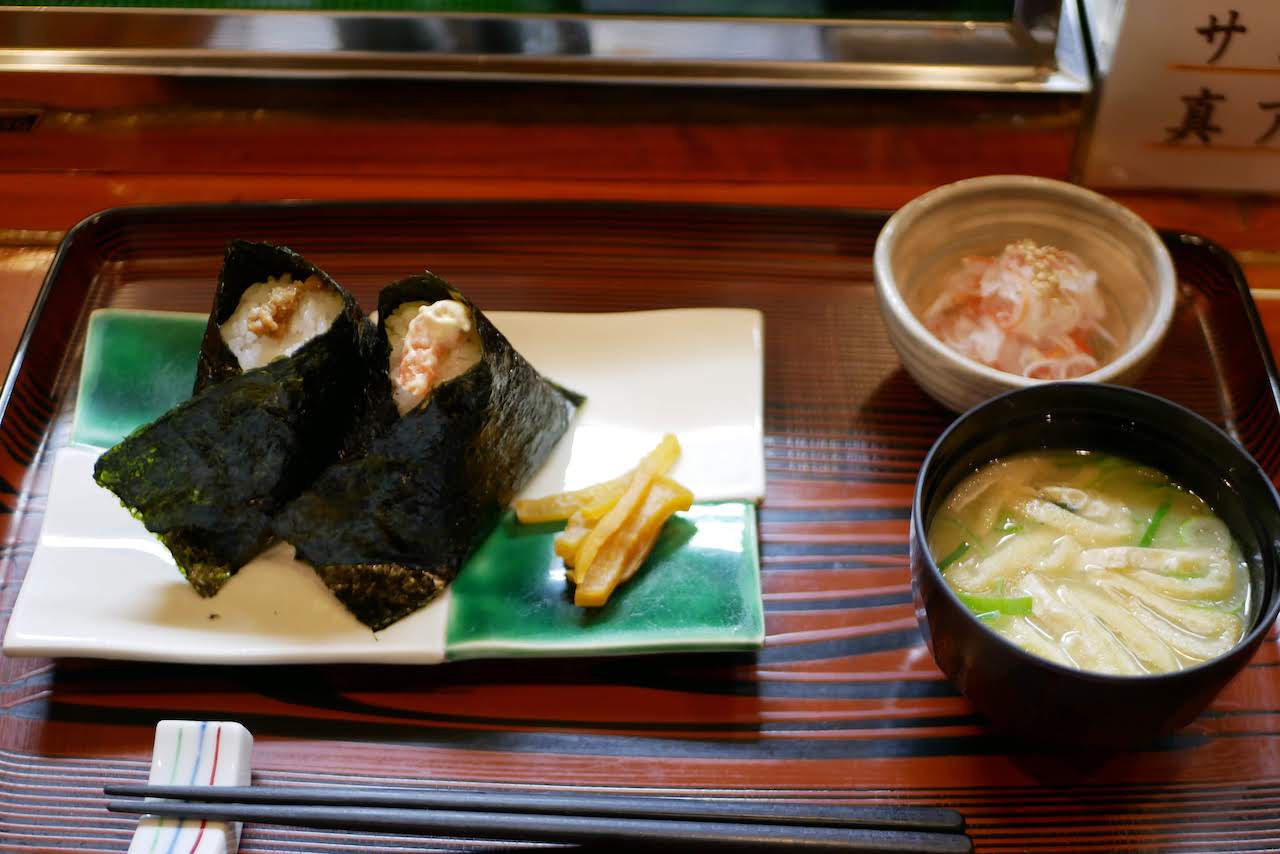 http://dinner.tokyo-review.com/images/1240114.jpg