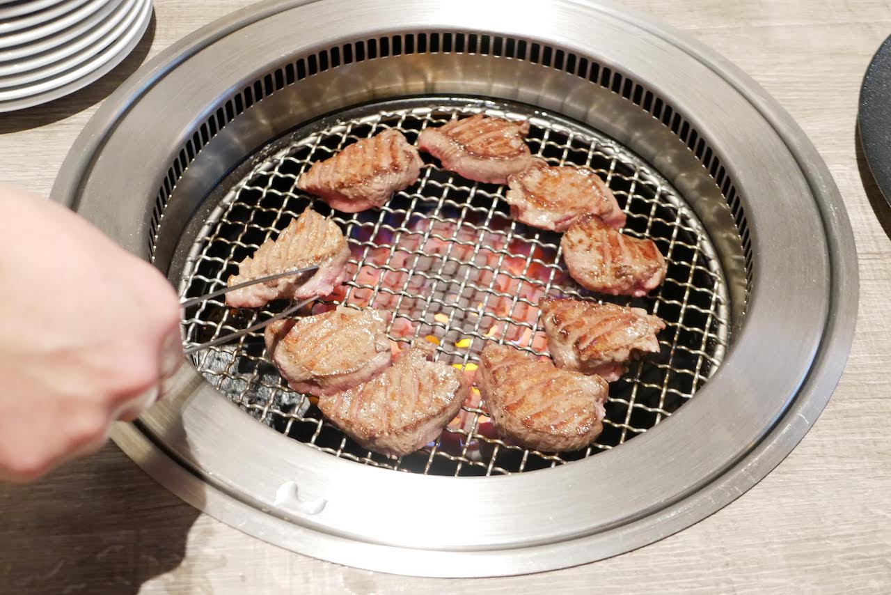 http://dinner.tokyo-review.com/images/1240595.jpg