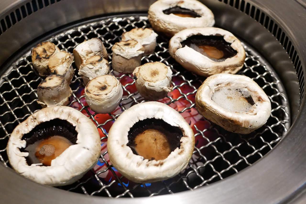 http://dinner.tokyo-review.com/images/1240613.jpg