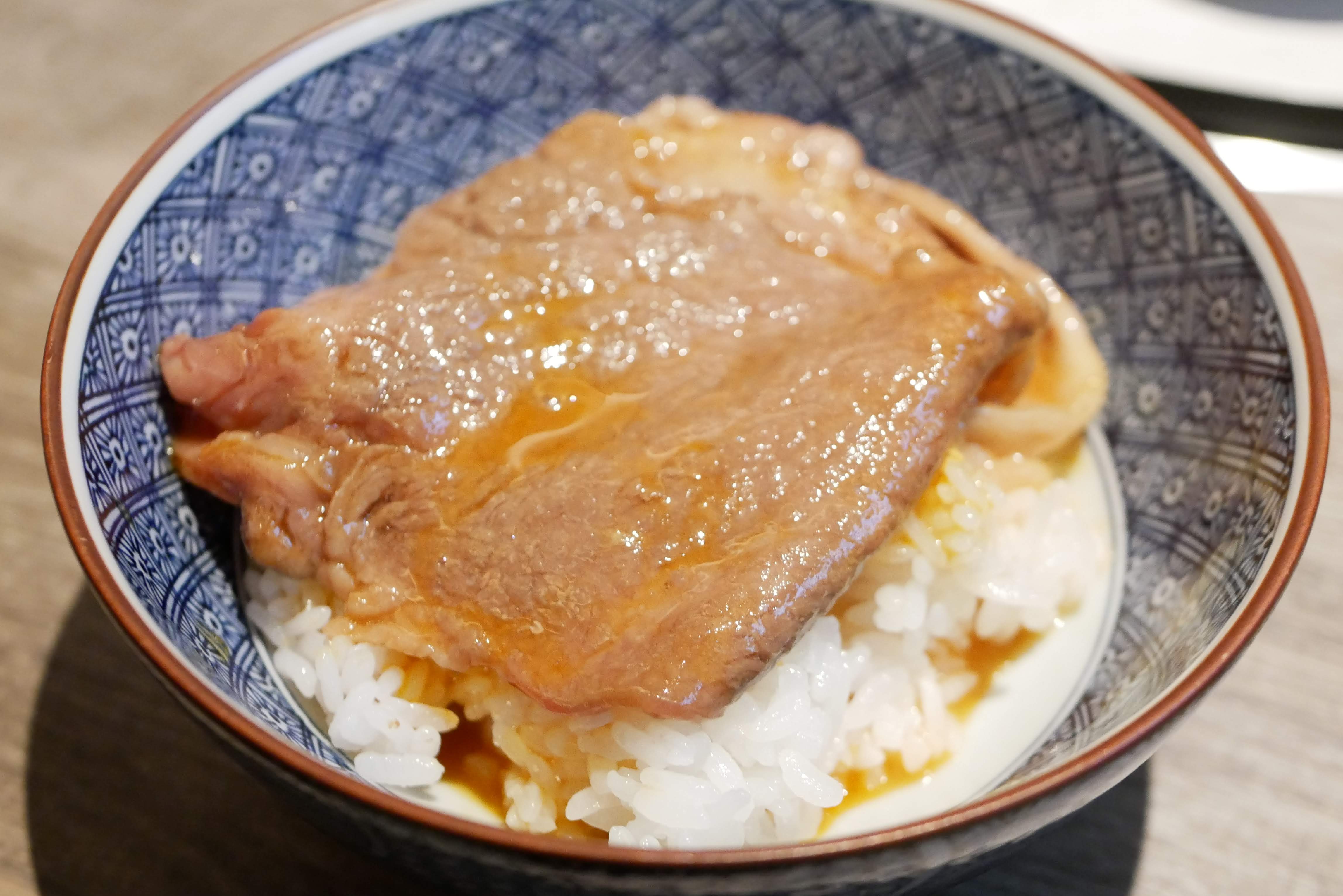 http://dinner.tokyo-review.com/images/1240685.jpg