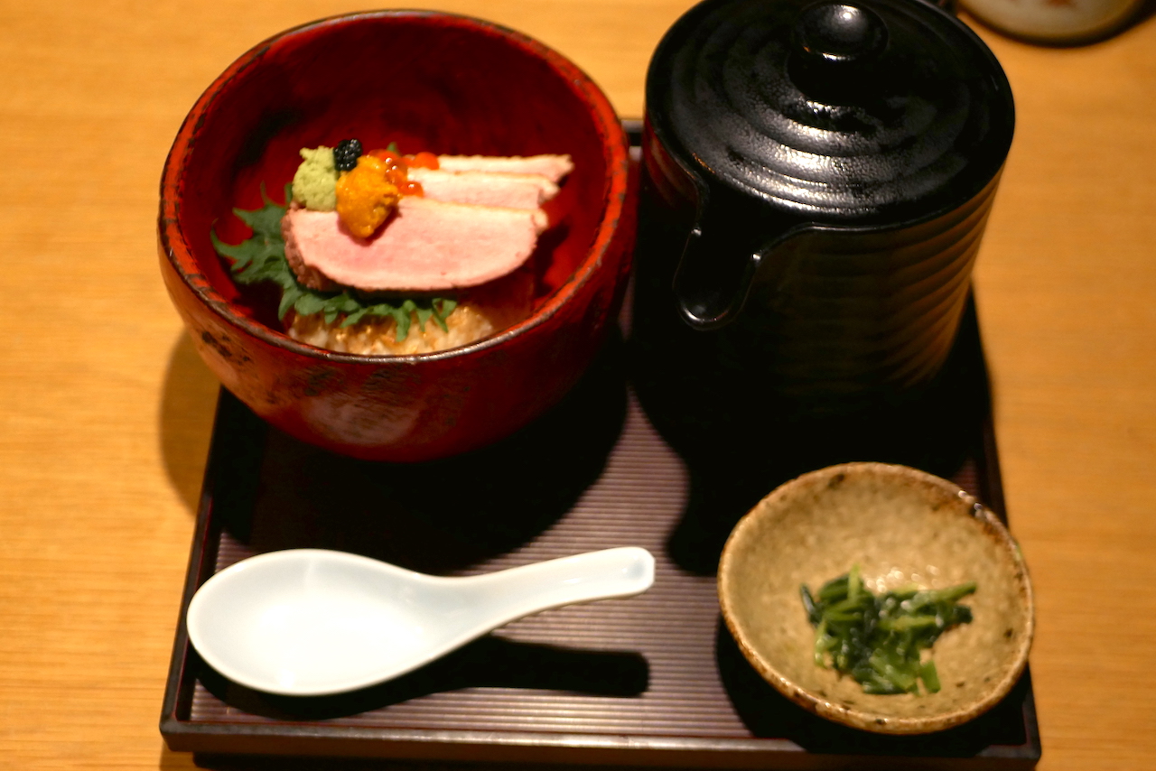 http://dinner.tokyo-review.com/images/1250979.jpg