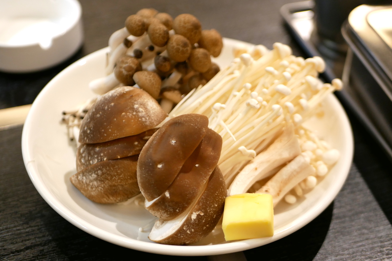 http://dinner.tokyo-review.com/images/1270999.jpg