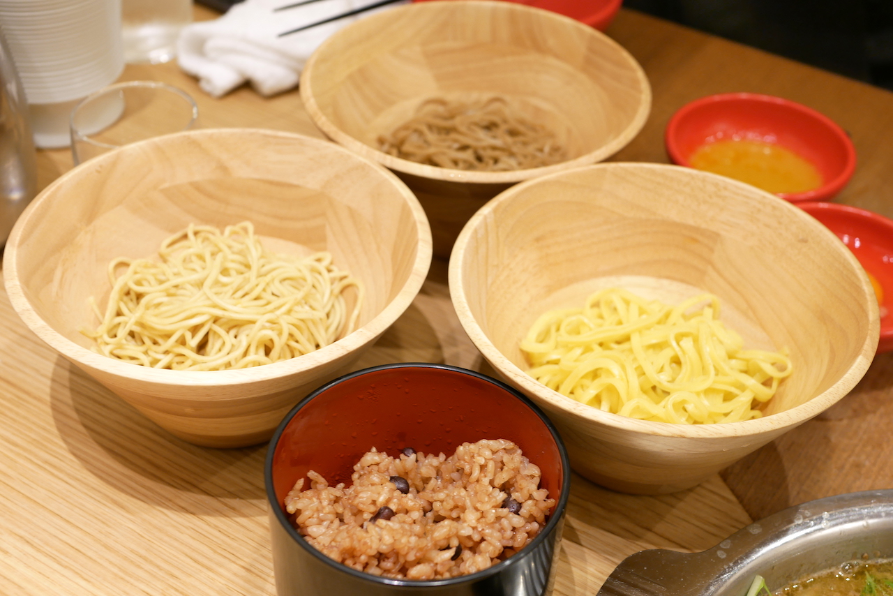 http://dinner.tokyo-review.com/images/1280350.jpg