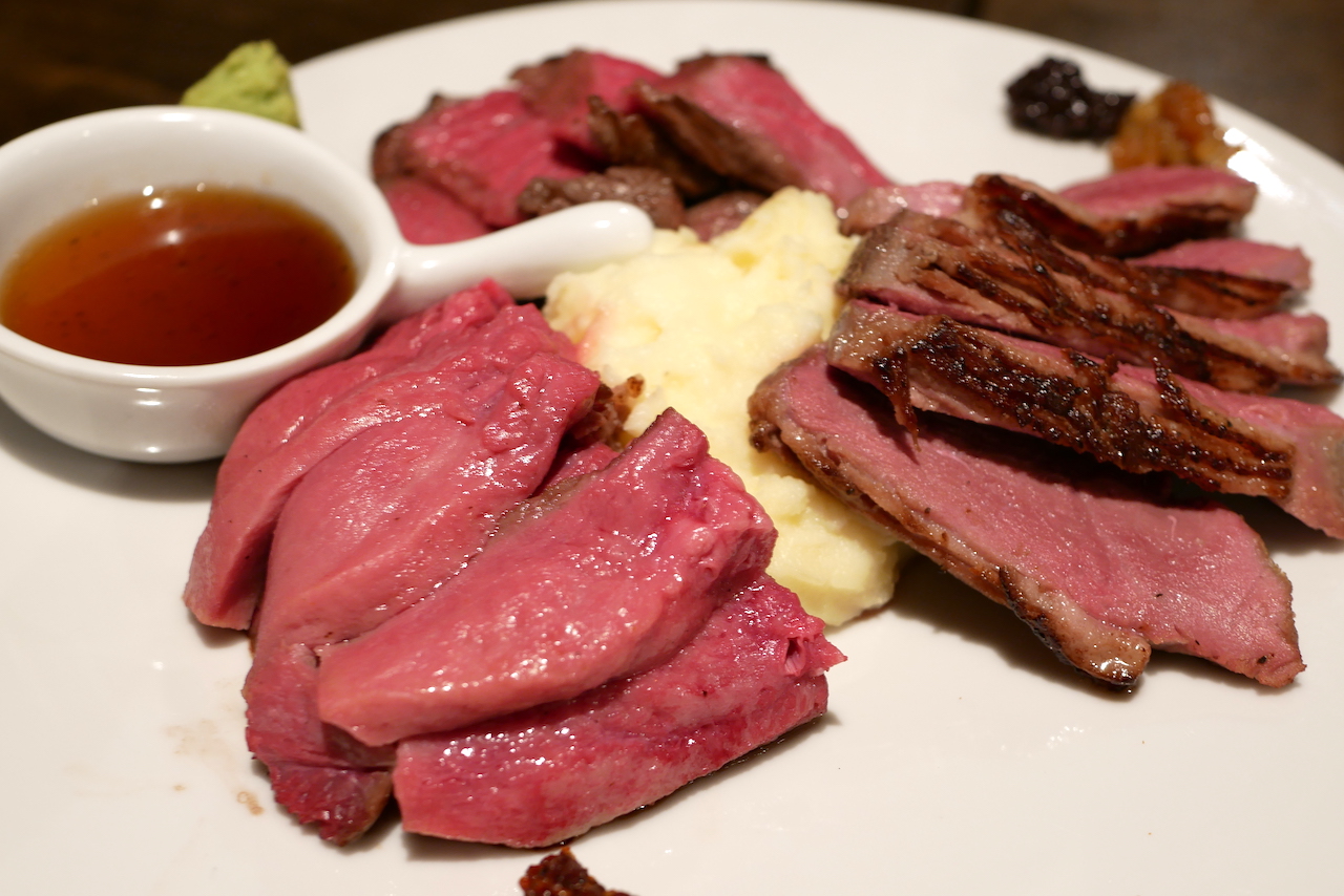 http://dinner.tokyo-review.com/images/1280815.jpg