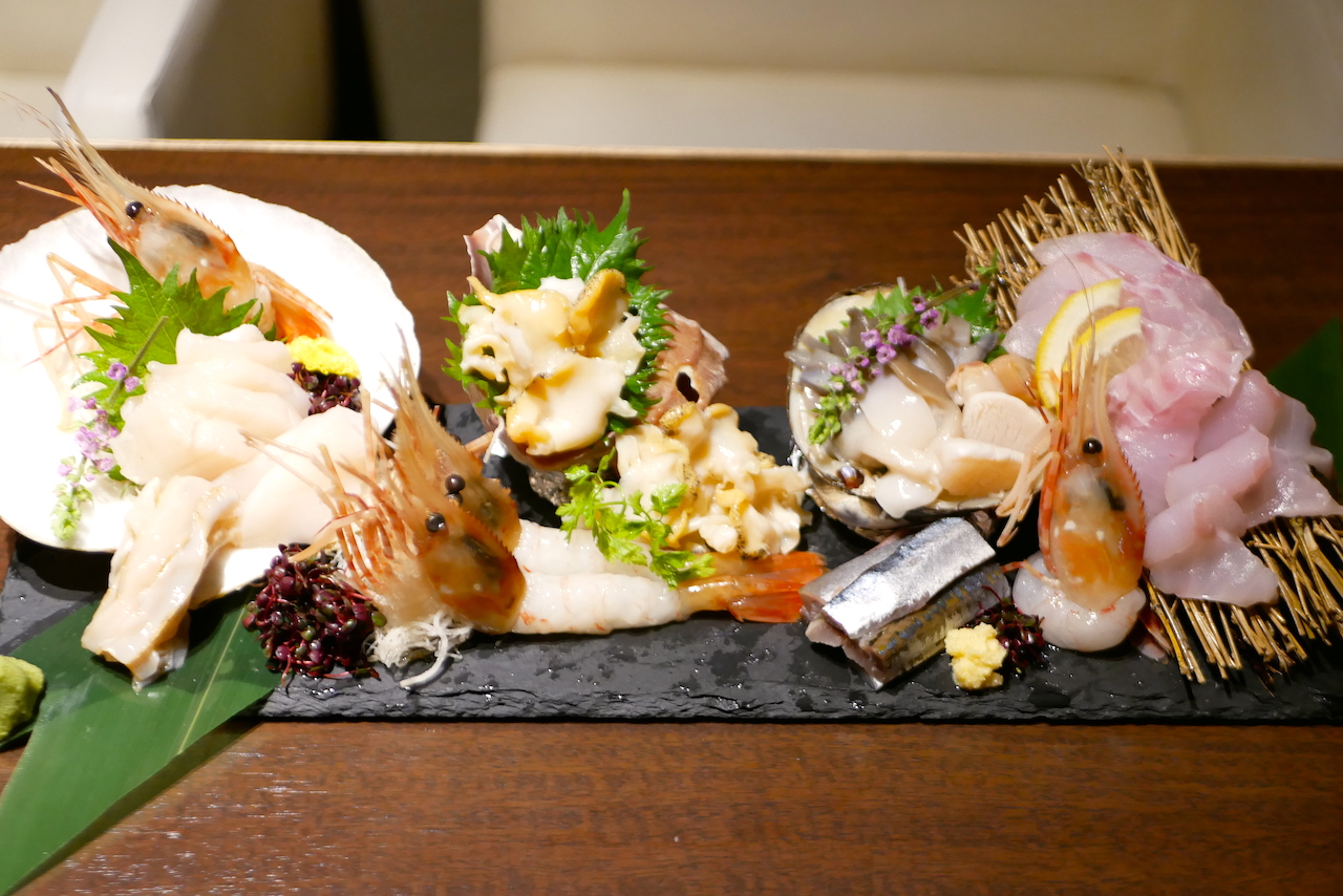 http://dinner.tokyo-review.com/images/1290345.jpg