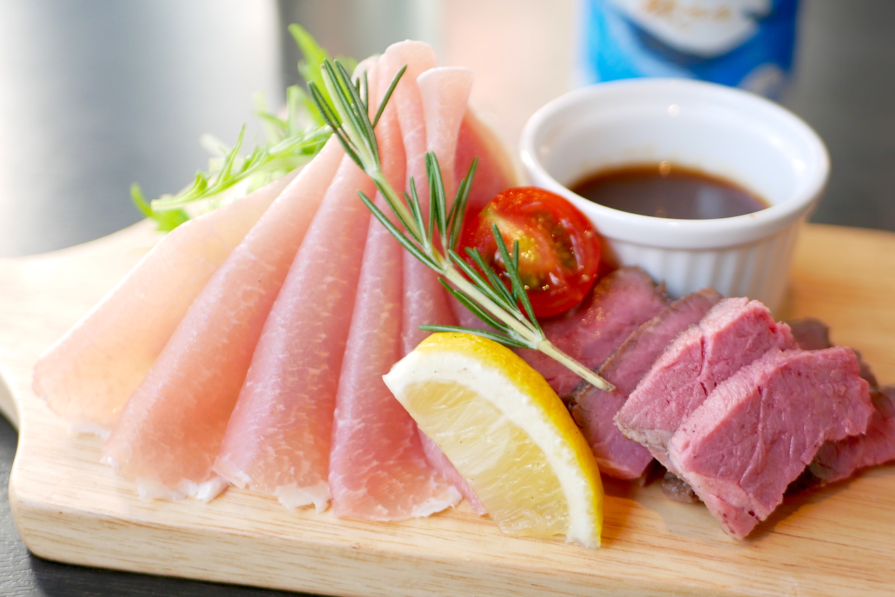 http://dinner.tokyo-review.com/images/1290371.jpg