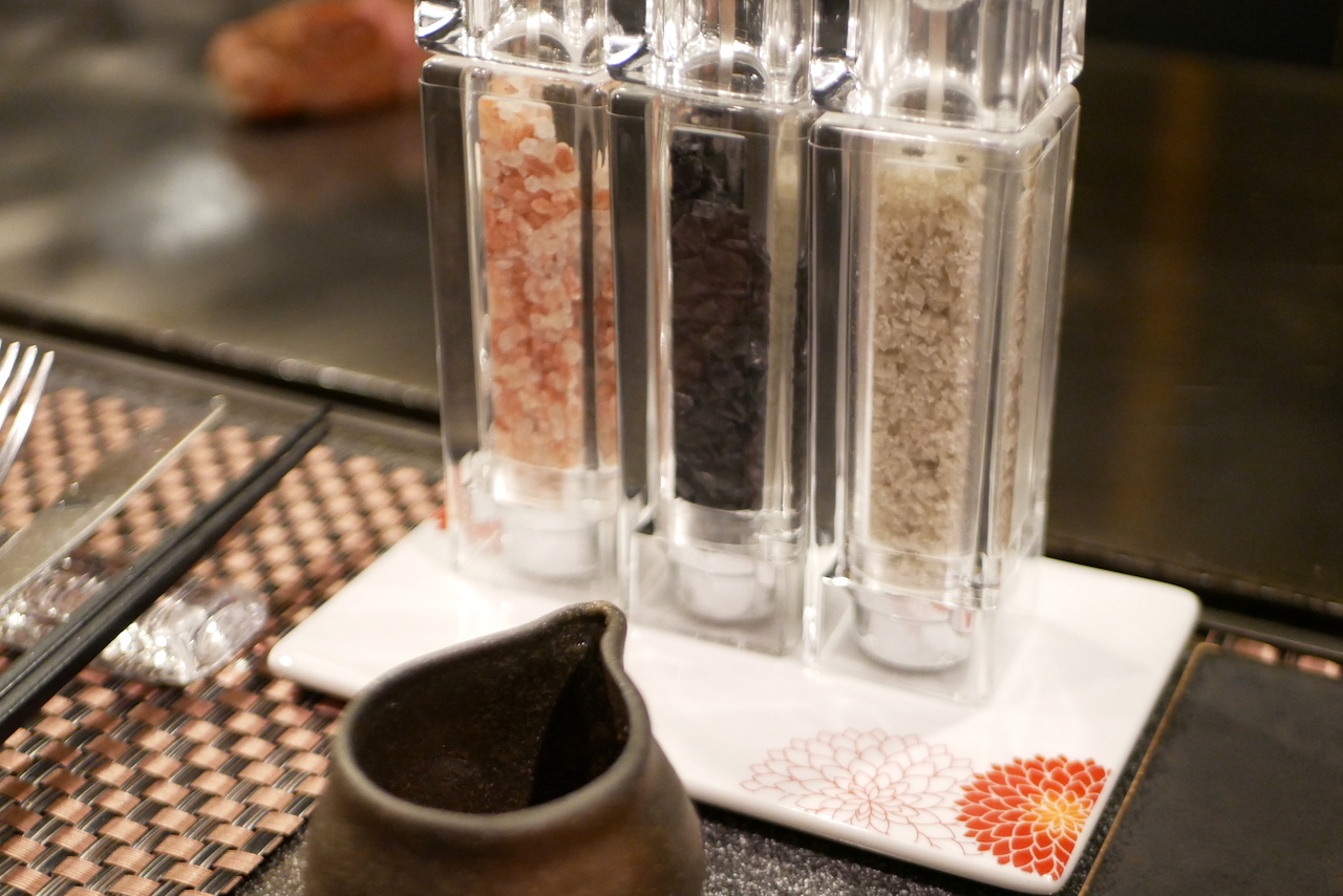 http://dinner.tokyo-review.com/images/1290734.jpg