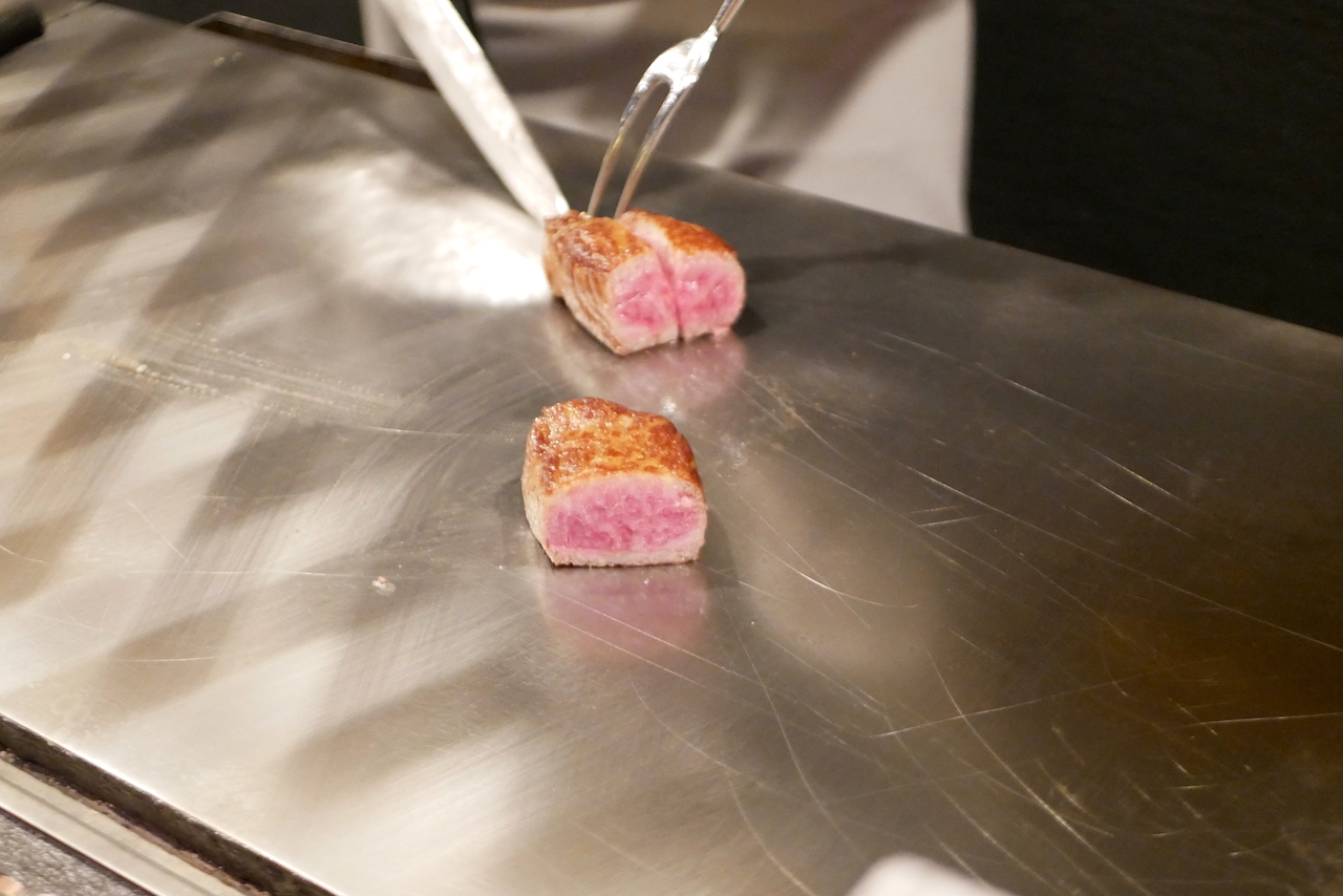 http://dinner.tokyo-review.com/images/1290736.jpg