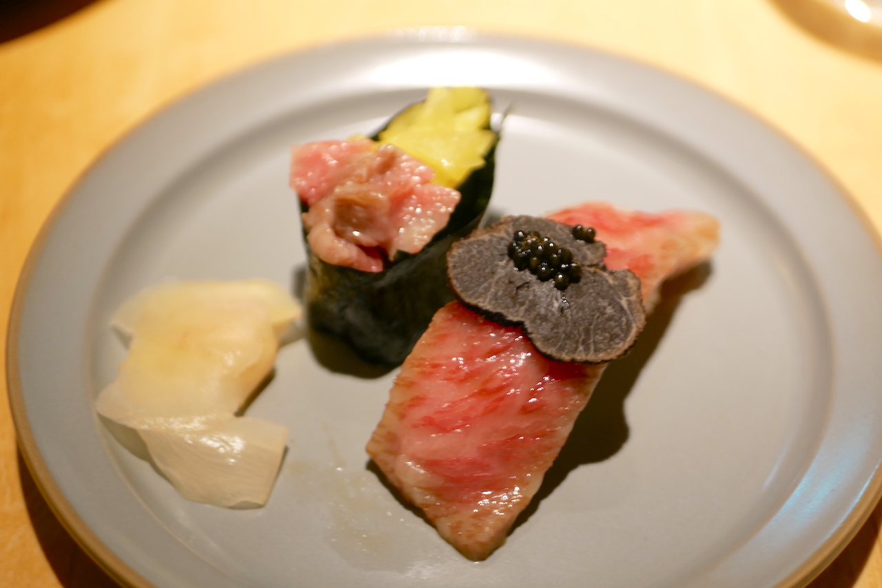 http://dinner.tokyo-review.com/images/1300045.jpg