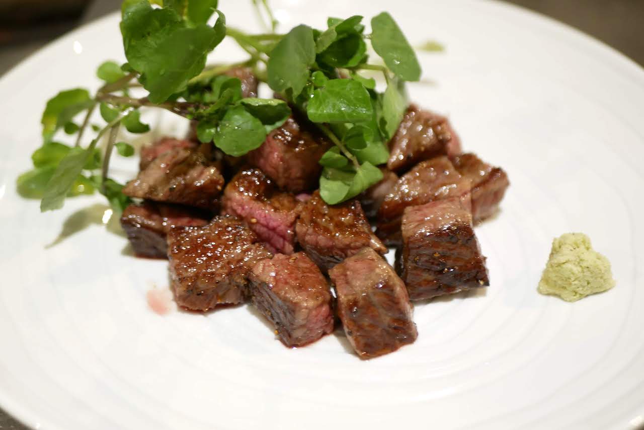 http://dinner.tokyo-review.com/images/1330415.jpg