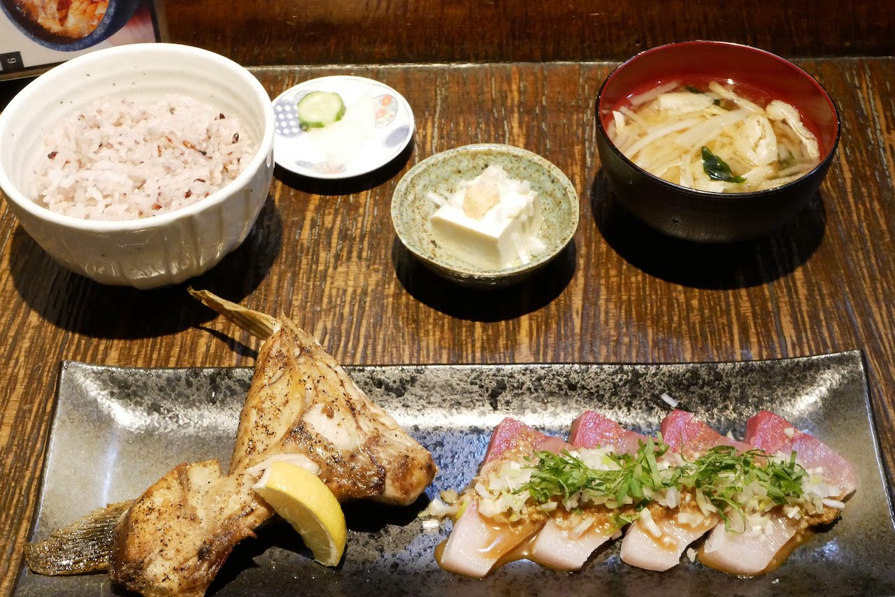 http://dinner.tokyo-review.com/images/1360141.jpg