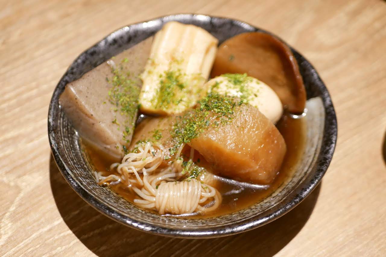 http://dinner.tokyo-review.com/images/1370057.jpg