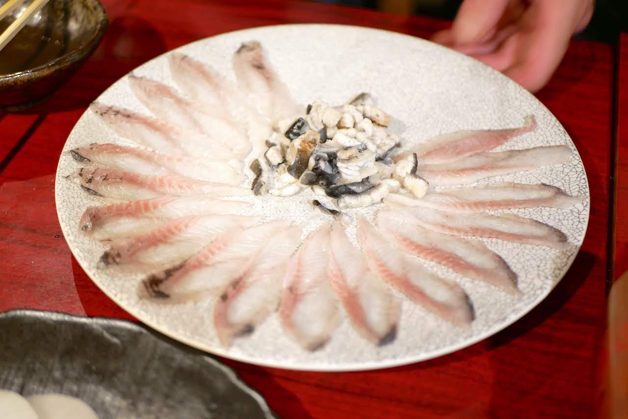 http://dinner.tokyo-review.com/images/1380861.jpg