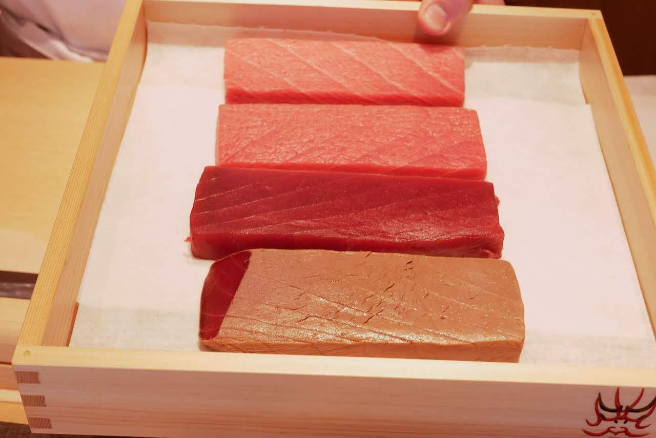 http://dinner.tokyo-review.com/images/1430967.jpg