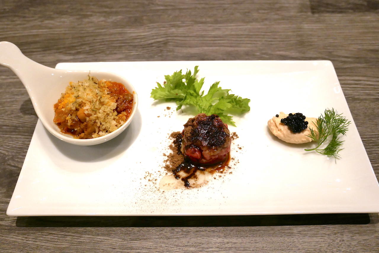 http://dinner.tokyo-review.com/images/1560802.jpg