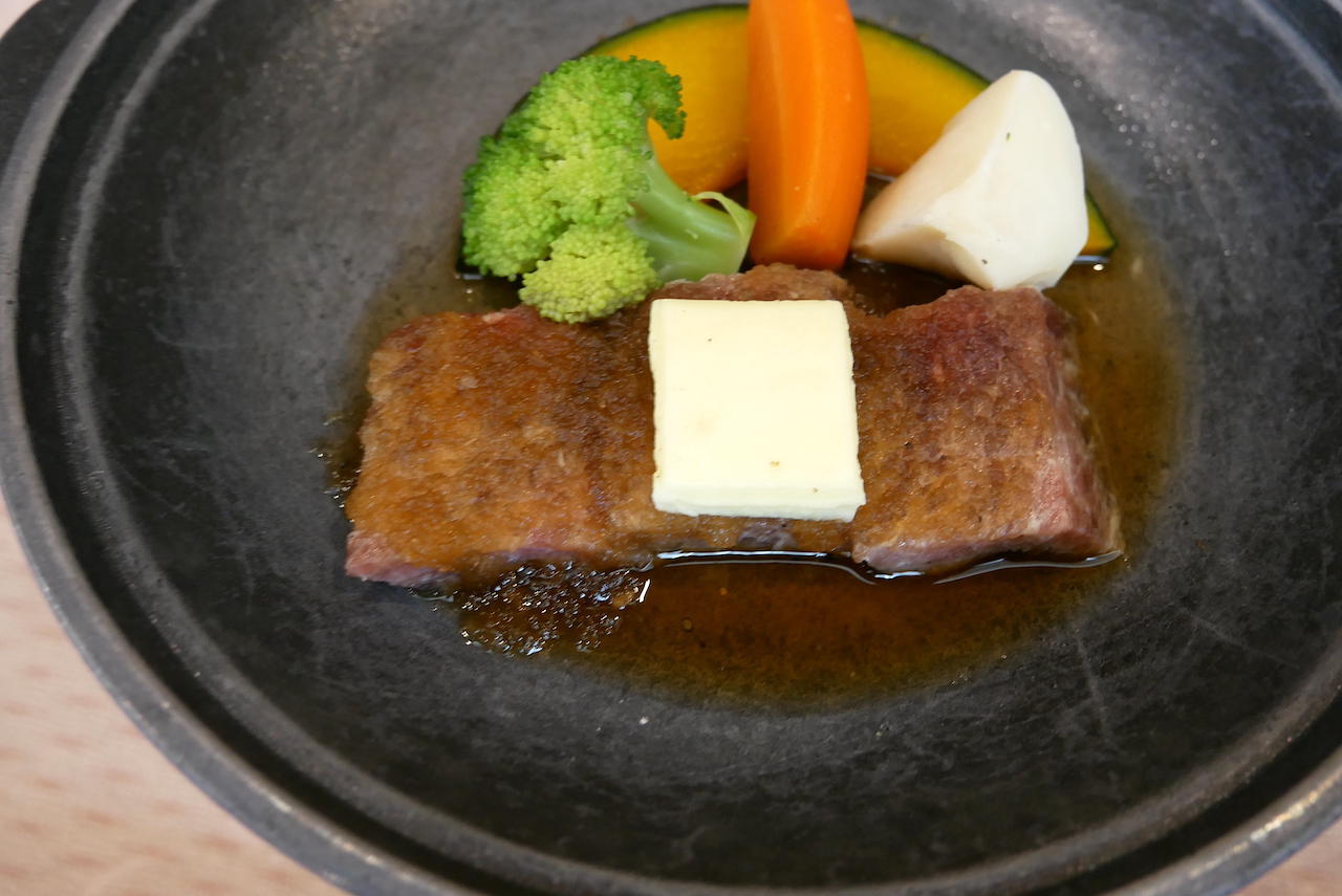 http://dinner.tokyo-review.com/images/1560883.jpg