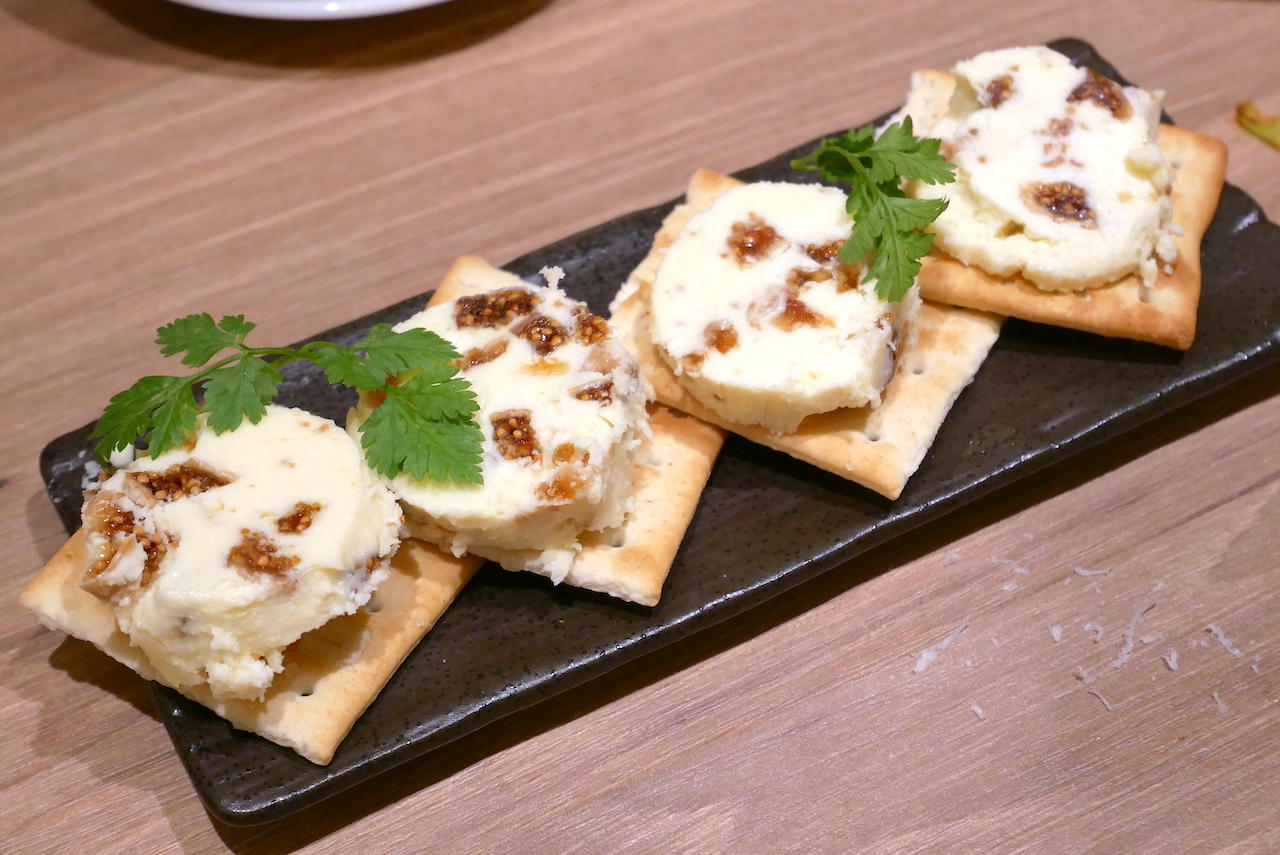 http://dinner.tokyo-review.com/images/1570853.jpg